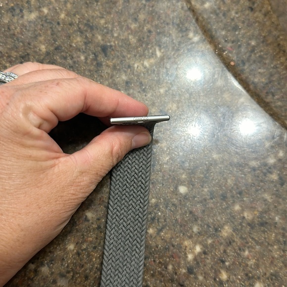 Genuine braided Apple Watch solo loop - Picture 4 of 8